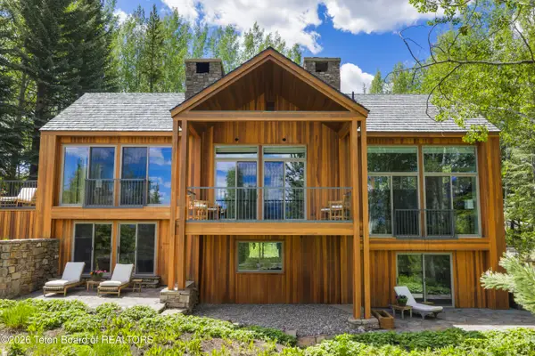5070 W Beavertail Road, Wilson, WY 83014