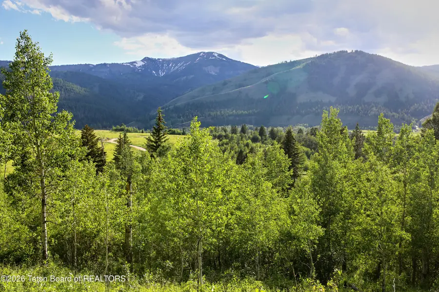 820 W Elk Ridge Road, Jackson, WY 83001 - #2