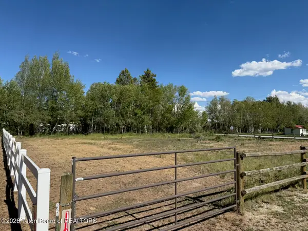 1141 Crear Lane, Pinedale, WY 82941