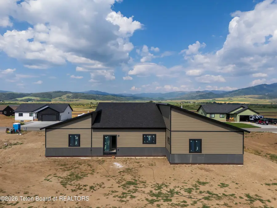 600 Little Greys Loop, Etna, WY 83118 - #3