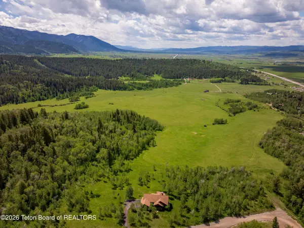 Falcon Drive, Alpine, WY 83128