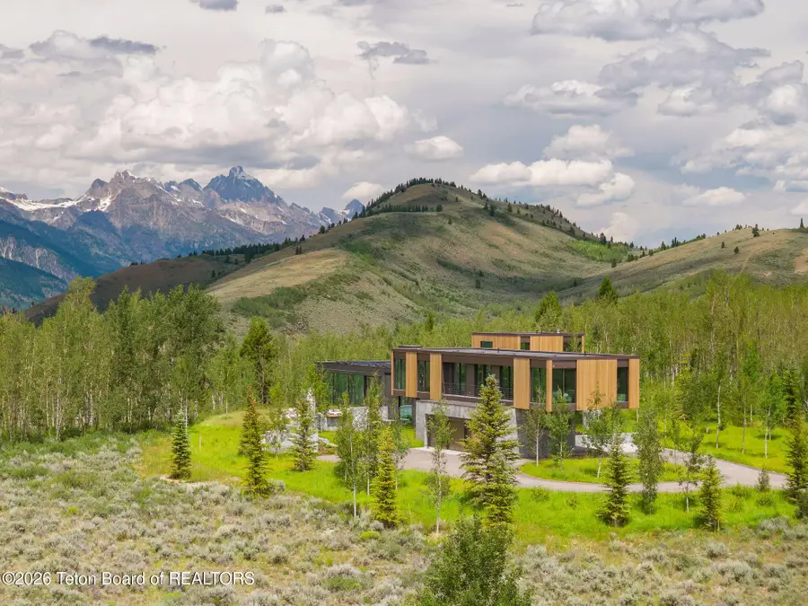 2005 W Bannock Road, Jackson, WY 83001 - #3