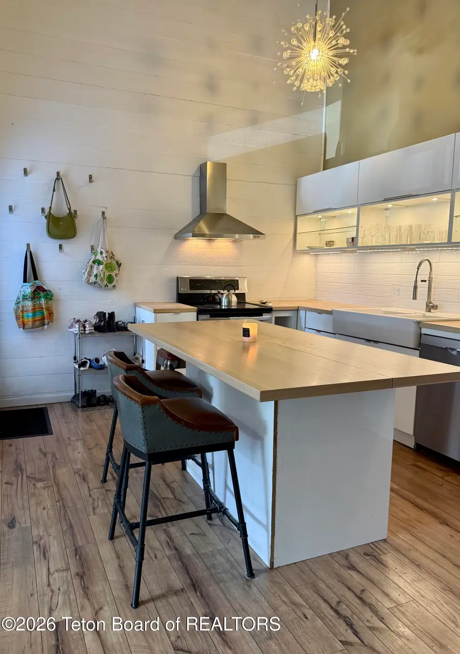 355 W Deloney Avenue #B-8, Jackson, WY 83001 - #3
