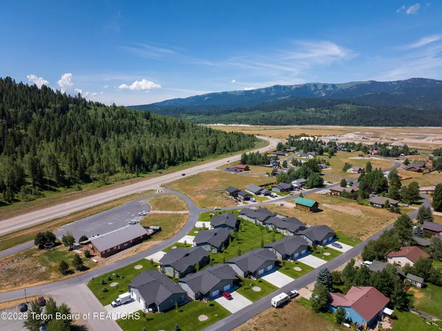 275 River View Circle #1, Alpine, WY 83128 - #3