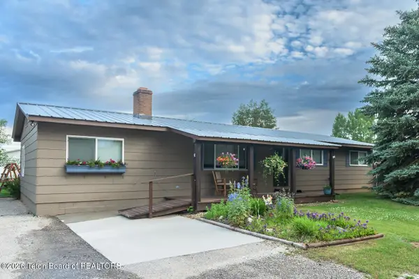 642 N Maybell Avenue, Pinedale, WY 82941