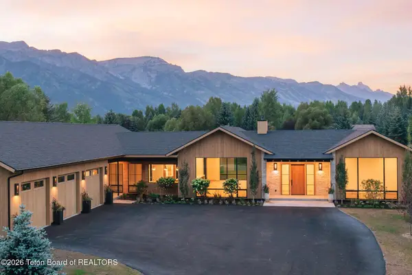 3885 Miles Road, Wilson, WY 83014