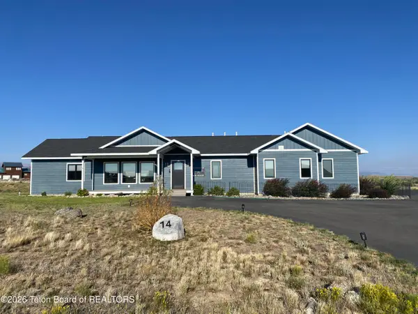 14 Glacier Hills Drive, Pinedale, WY 82941