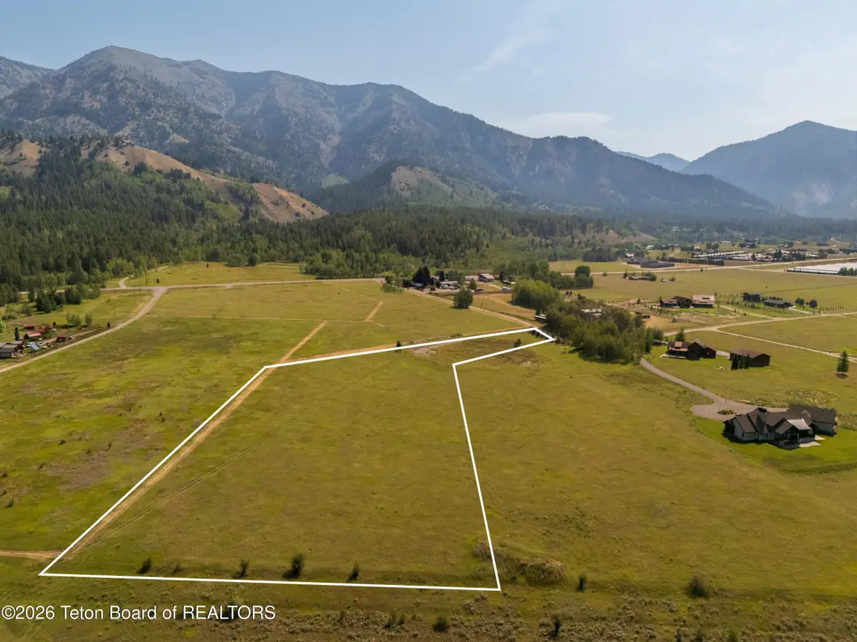 32 Palisades Drive, Alpine, WY 83128 - #1