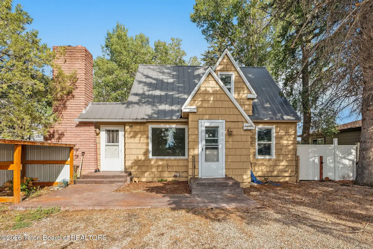 229 S Fremont Avenue, Pinedale, WY 82941 - #1