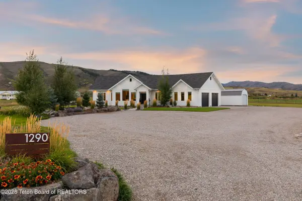 1290 Smoky Canyon Road, Auburn, WY 83111