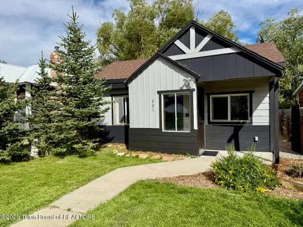 221 S Maybell Avenue, Pinedale, WY 82941