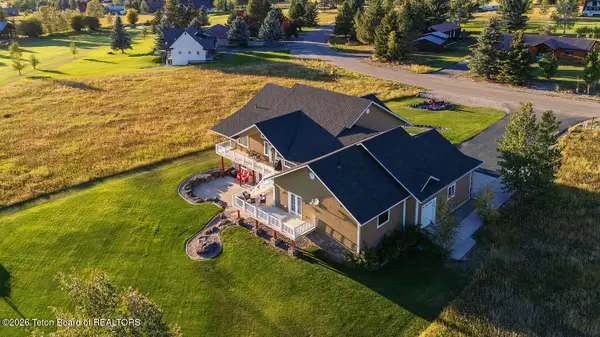 332 Alpine Way, Star Valley Ranch, WY 83127