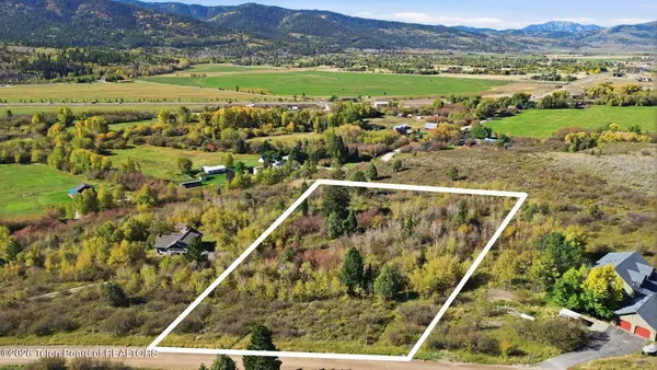 9420 Edgewood Lane, Victor, ID 83455