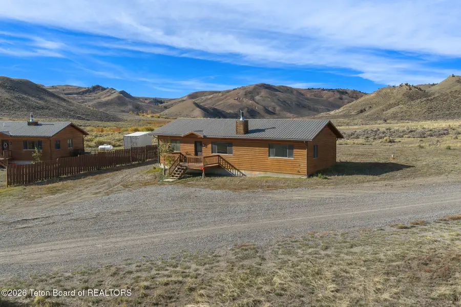 8 Horse Creek Ranch Road, Dubois, WY 82513 - #3