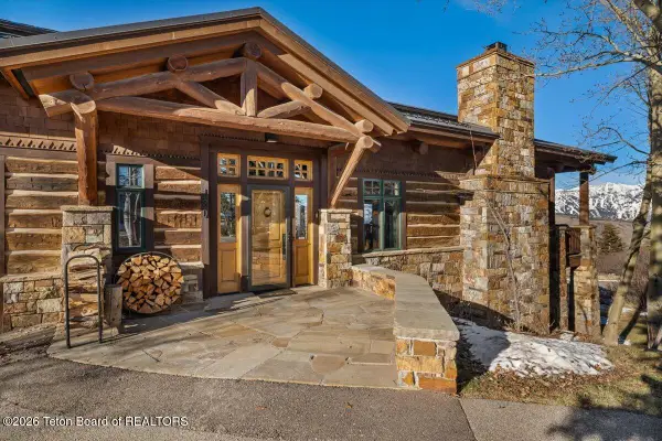 120 W Wolf Drive, Jackson, WY 83001