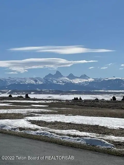 9170 River Rim Road, Tetonia, ID 83452