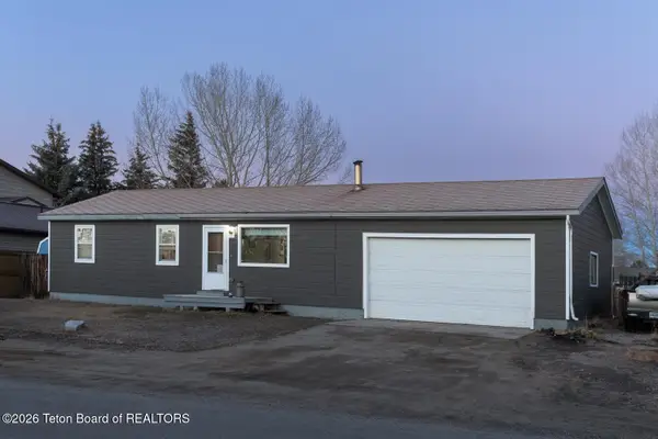 456 S Lincoln Avenue, Pinedale, WY 82941