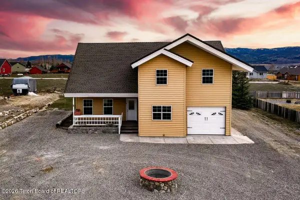 48 Brushwood Drive, Star Valley Ranch, WY 83127