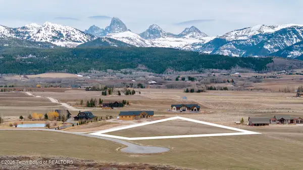 4571 Surprise Valley Road, Tetonia, ID 83452