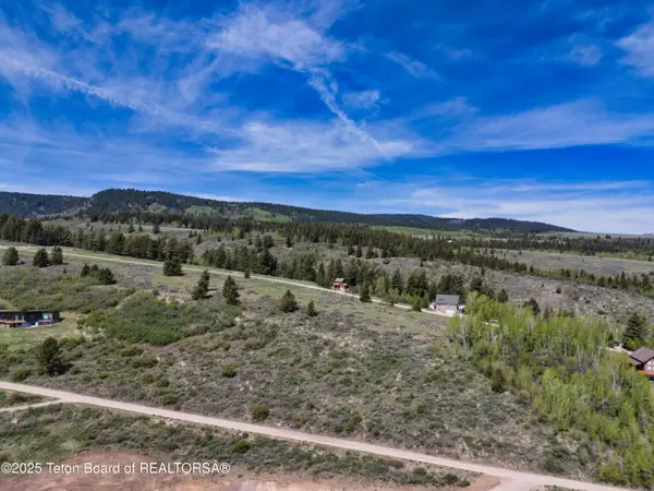 2401 Grandview Drive, Tetonia, ID 83452