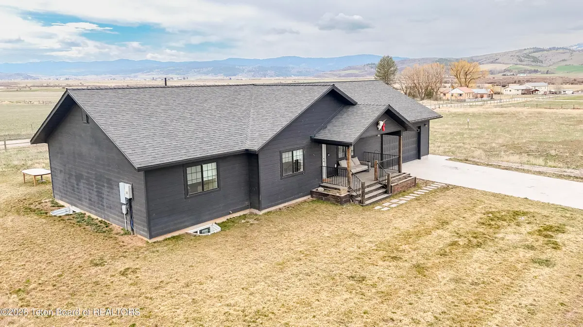 215 Little Greys Loop, Etna, WY 83120 - #1