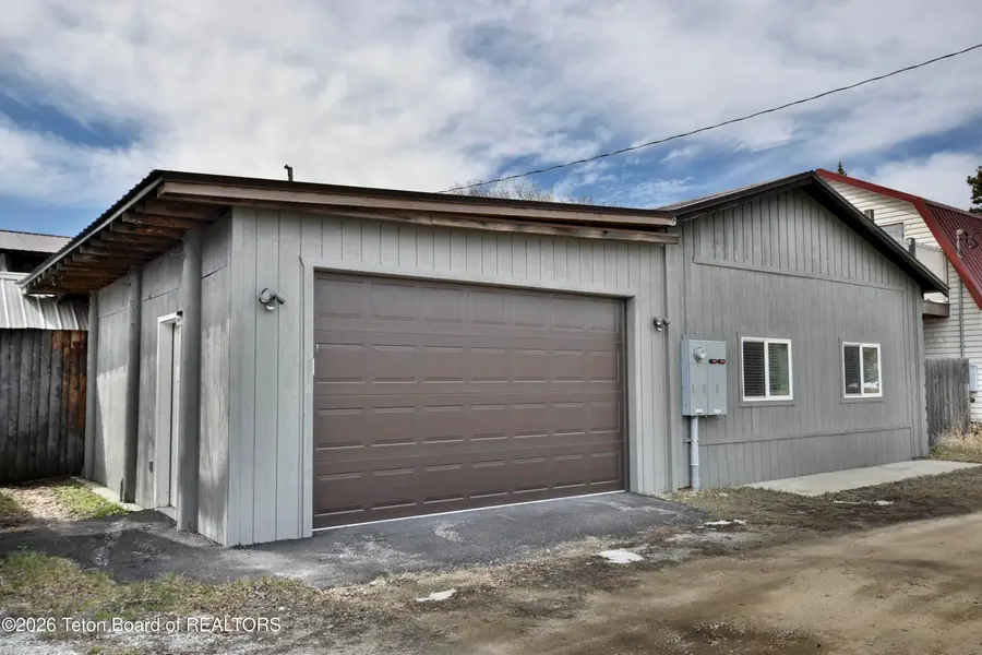 231 W Magnolia Street, Pinedale, WY 82941 - #3