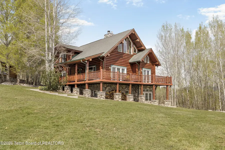 244 Black Mountain Lane, Alpine, WY 83128 - #2