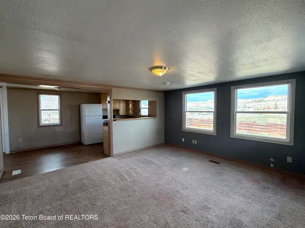 411 W 4th Avenue, Labarge, WY 83123