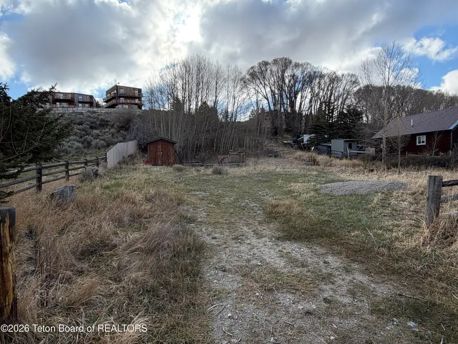 89 S Canal Street, Pinedale, WY 82941 - #2