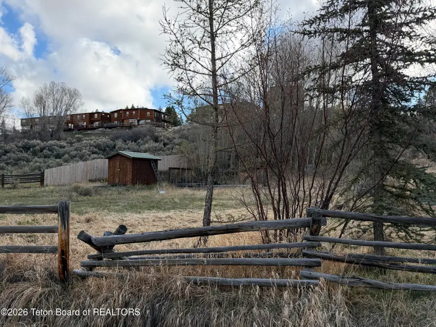 89 S Canal Street, Pinedale, WY 82941 - #3