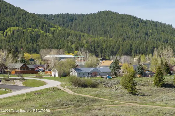 540 Forest Circle Drive, Alpine, WY 83128