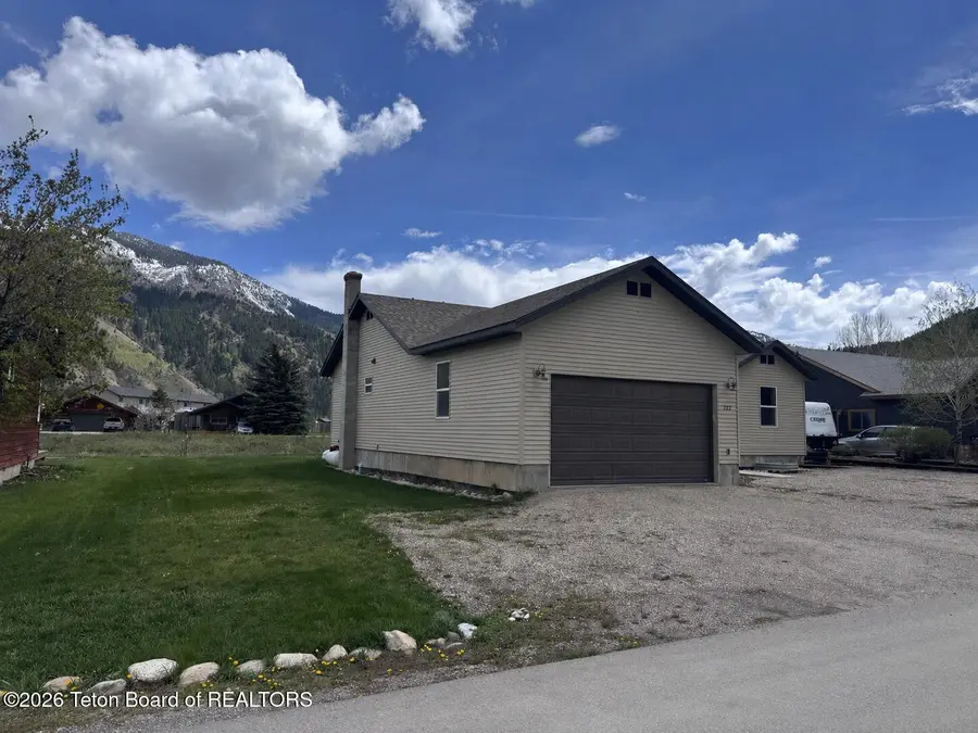 222 River Bench Road, Alpine, WY 83128 - #2