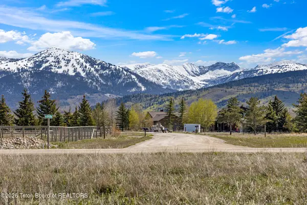 1768 Mount Washburn Drive, Driggs, ID 83422