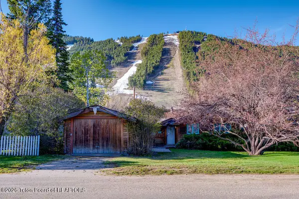50 E Karns Avenue, Jackson, WY 83001