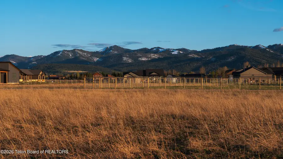 1355 Buckskin Loop, Victor, ID 83455 - #2
