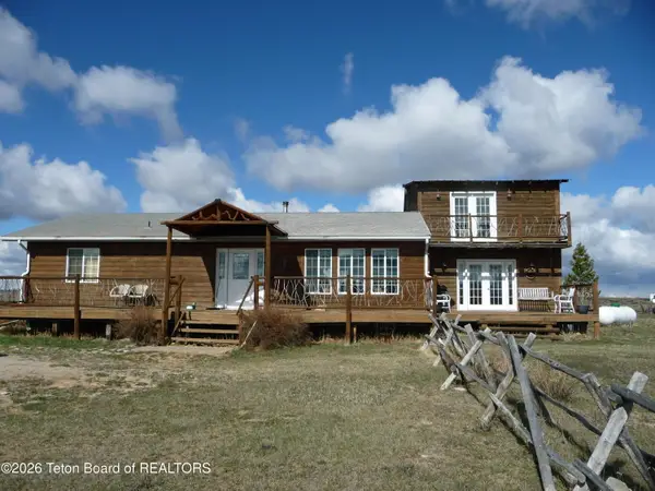 86 Buck Road, Cora, WY 82925