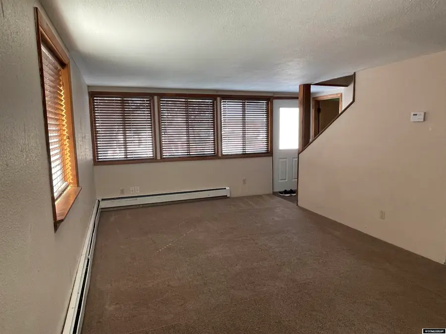 214 E Spruce Street, Rawlins, WY 82301 - Image #2