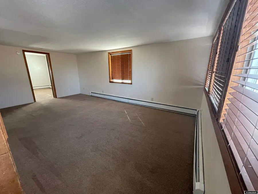 214 E Spruce Street, Rawlins, WY 82301 - Image #3