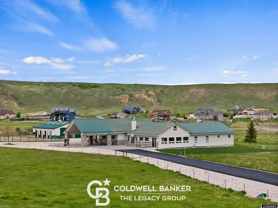 4960 S Skyline Road, Casper, WY 82604 - Image #2