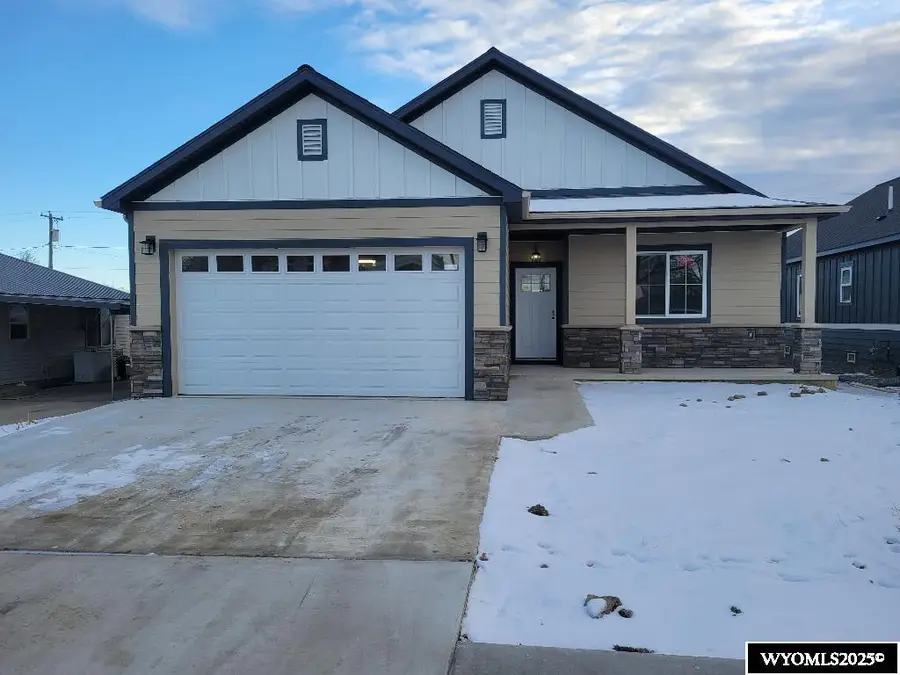 272 Park Avenue, Lovell, WY 82431 - Image #2