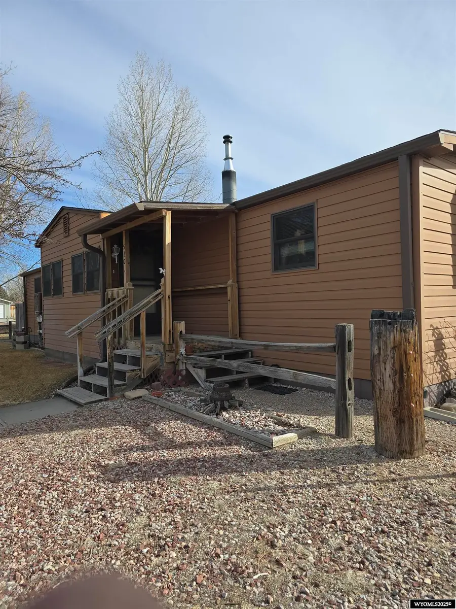 530 S Kansas Avenue, Guernsey, WY 82214 - Image #3
