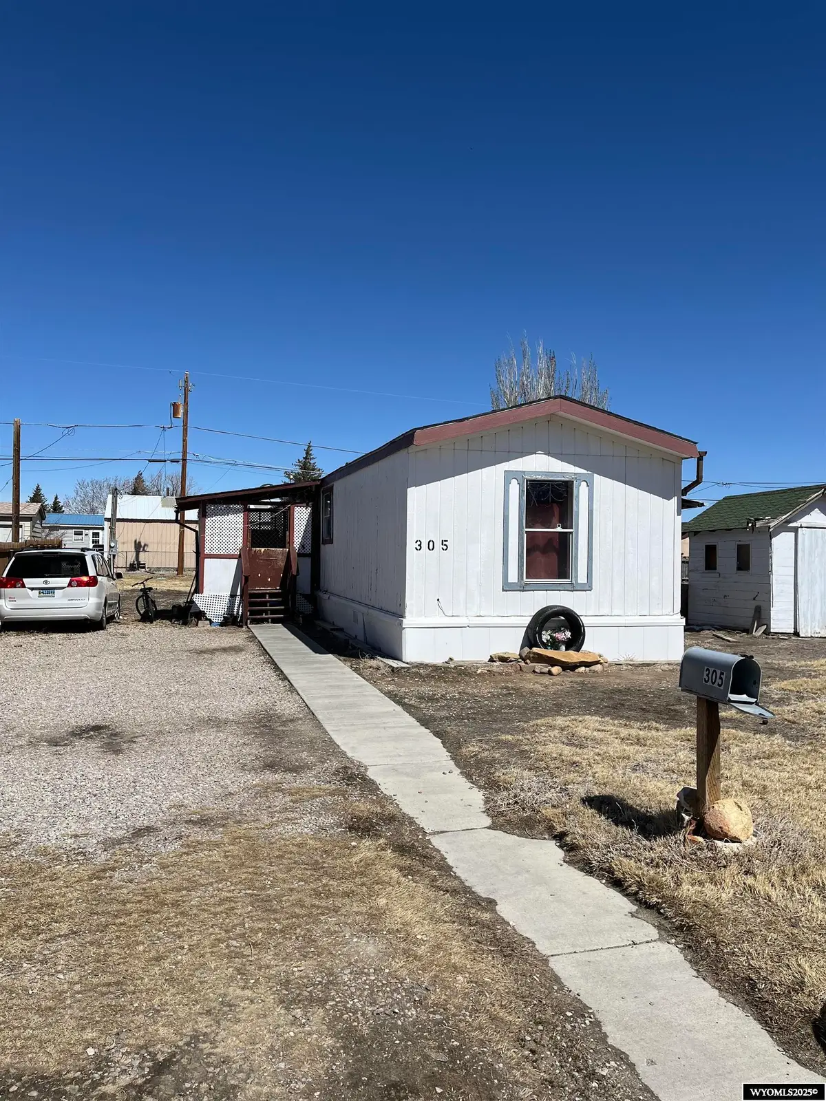 305 E Center Street, Rawlins, WY 82301 - Image #1