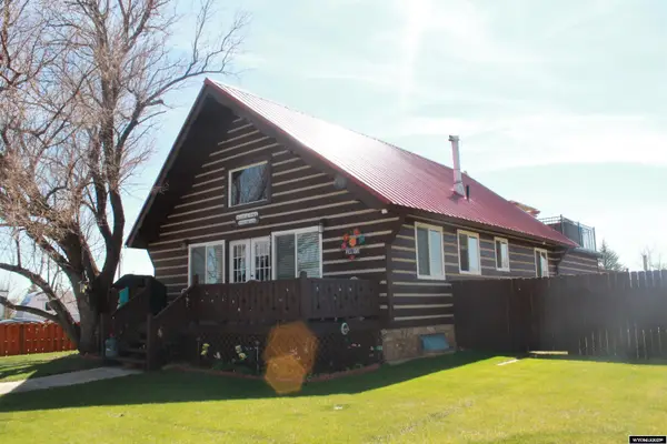588 S OAK Street, La Barge, WY 83123