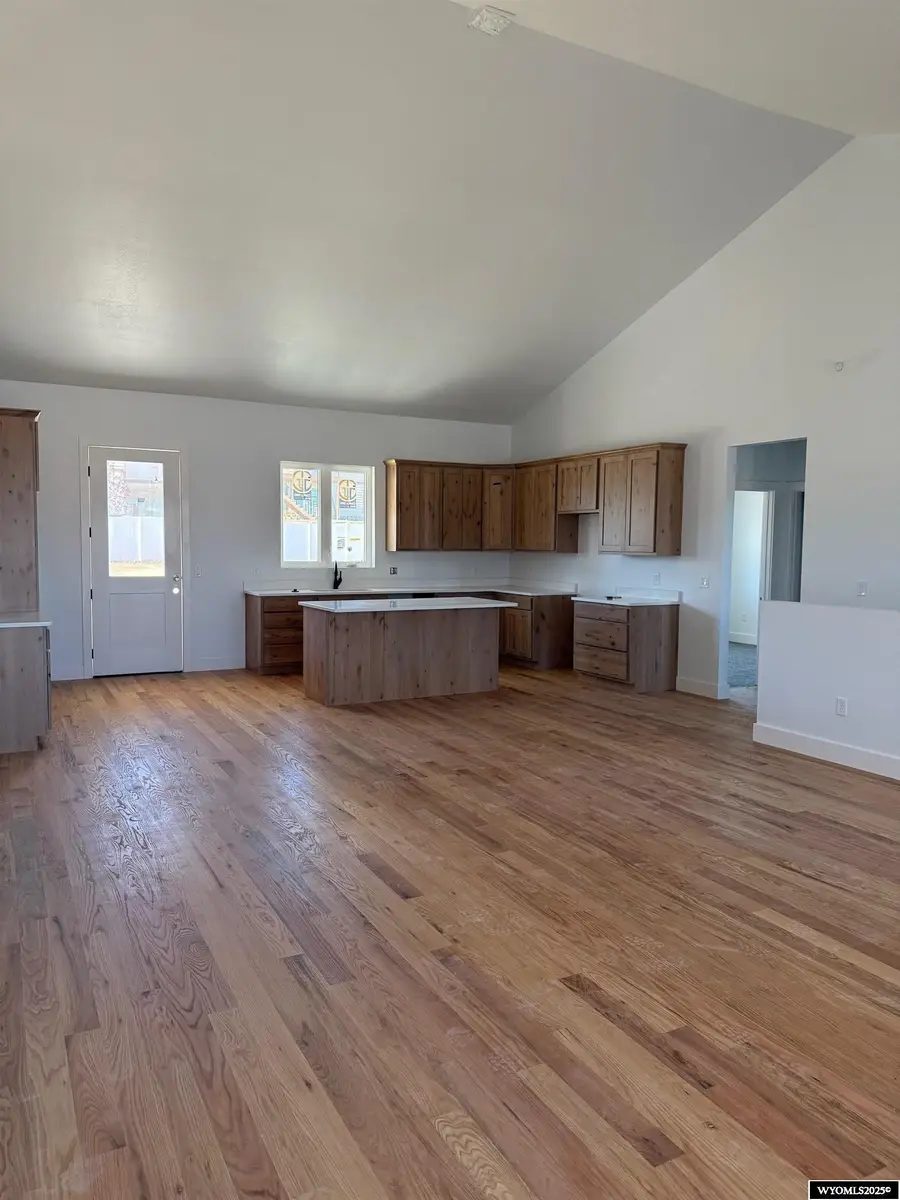 2740 Heathrow Avenue, Casper, WY 82609 - Image #2