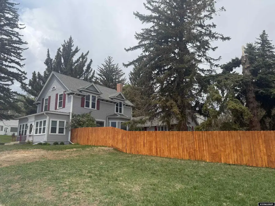 1317 W Walnut Street, Rawlins, WY 82301 - Image #2