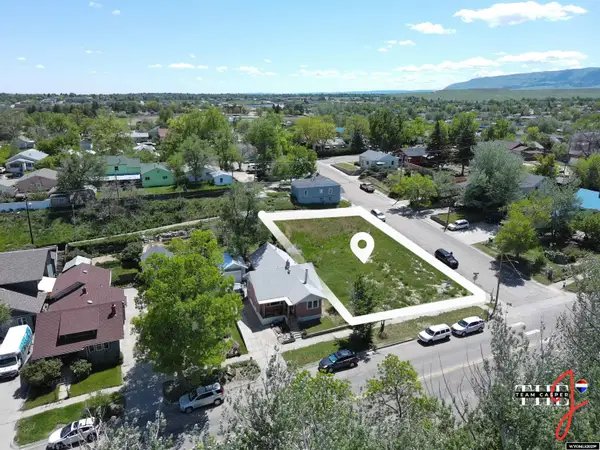 1002 E 10th St, Casper, WY 82601