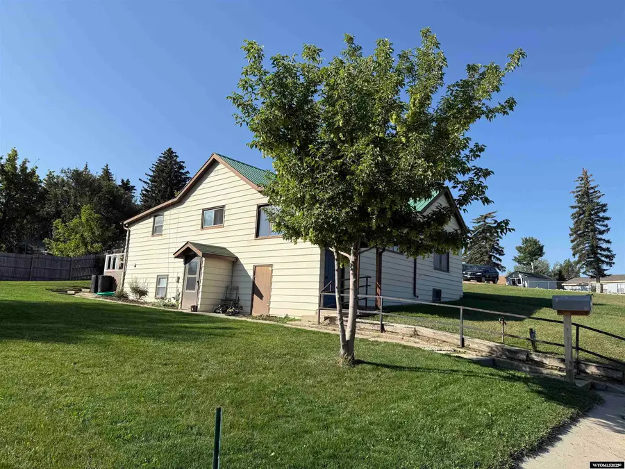195 W Gatchell Street, Buffalo, WY 82834 - Image #2