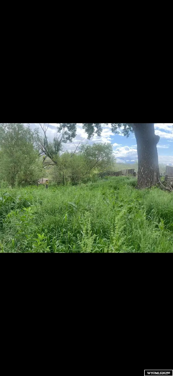 1501 School Street, Clearmont, WY 82835