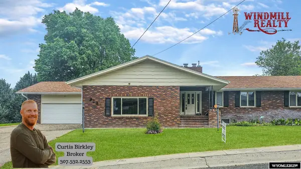 918 E 27th Avenue, Torrington, WY 82240