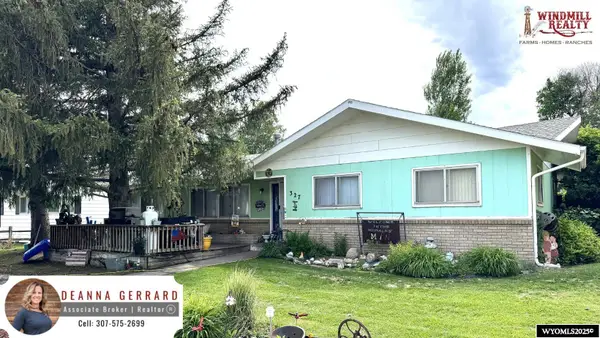 327 S Iowa Avenue, Guernsey, WY 82214